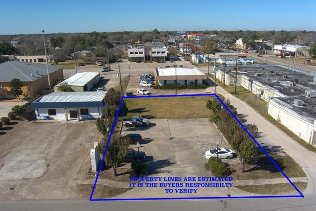 2408 & 2409 S Park Avenue, Pearland, TX 77581