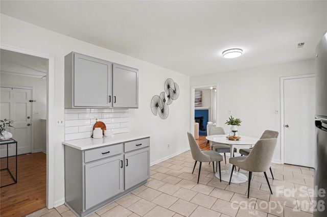 8205 Meadowind Circle, Charlotte, NC 28226