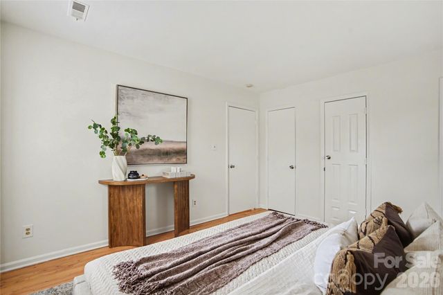 8205 Meadowind Circle, Charlotte, NC 28226