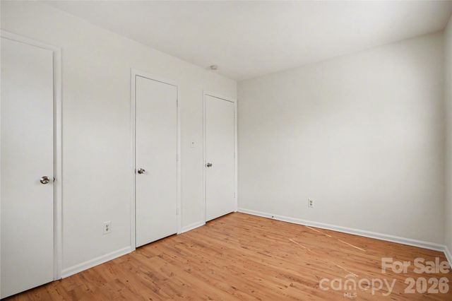 8205 Meadowind Circle, Charlotte, NC 28226