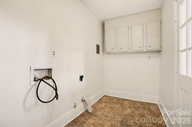 8205 Meadowind Circle, Charlotte, NC 28226