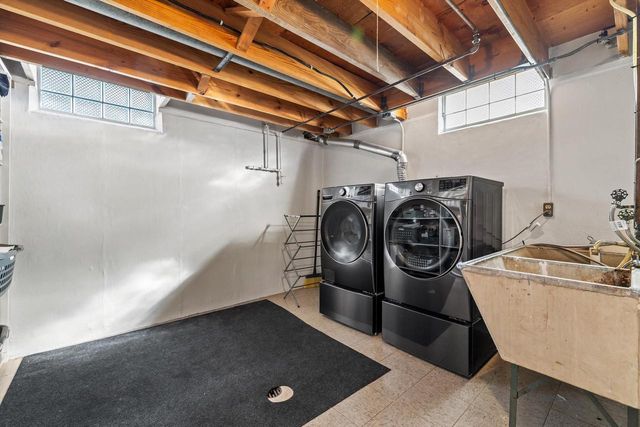 2219 17th AVENUE, Kenosha, WI 53140