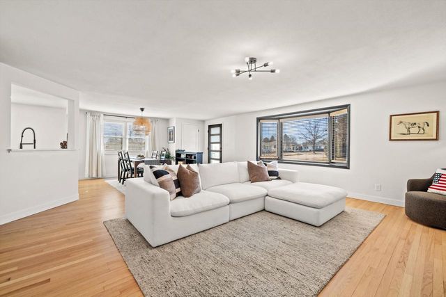 2219 17th AVENUE, Kenosha, WI 53140