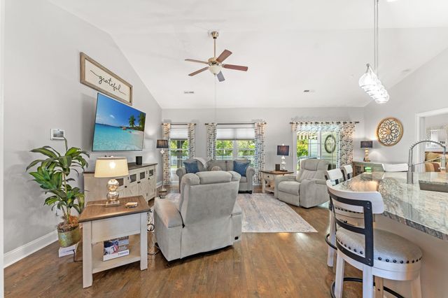 249 Maple Oak Dr., Conway, SC 29526