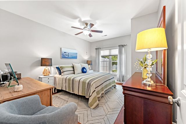 249 Maple Oak Dr., Conway, SC 29526