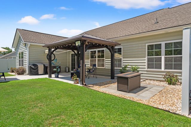 249 Maple Oak Dr., Conway, SC 29526