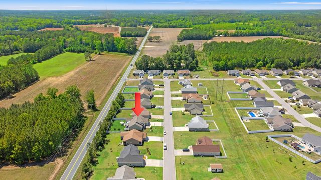 249 Maple Oak Dr., Conway, SC 29526