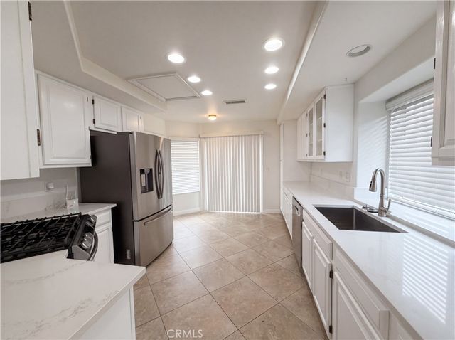 29628 Kingston Court, Menifee, CA 92584