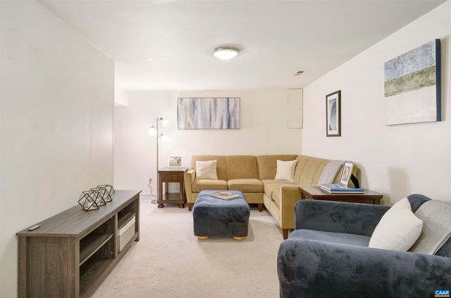 883 LOCUST AVE, Charlottesville, VA 22902