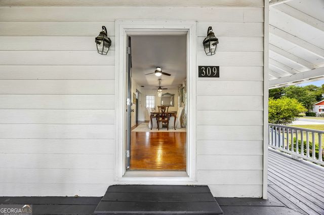 309 Mahan Street, St. Marys, GA 31558