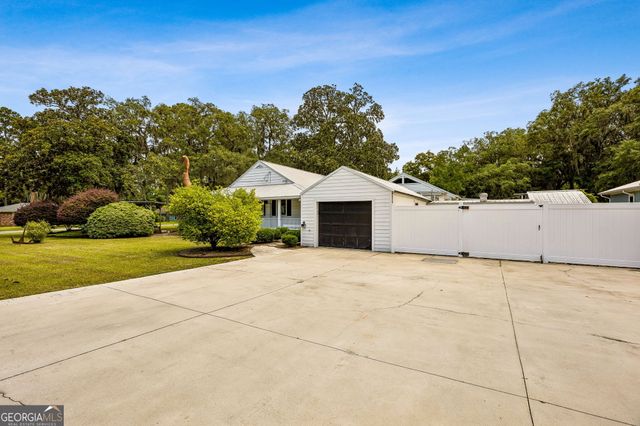 309 Mahan Street, St. Marys, GA 31558
