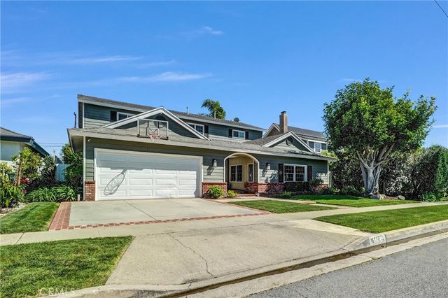 11872 Reagan, Los Alamitos, CA 90720