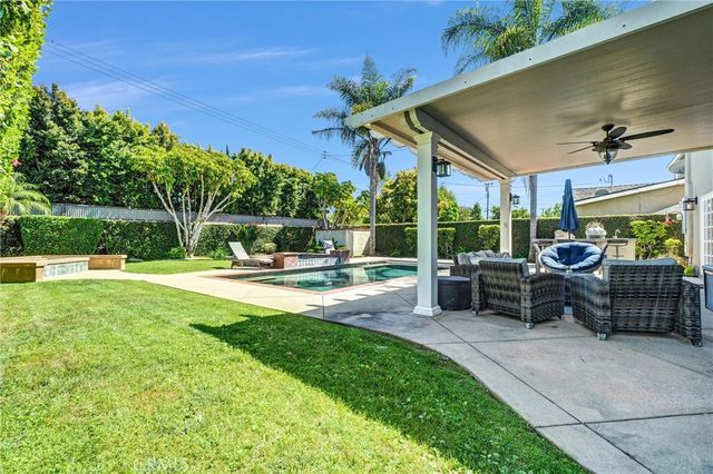 11872 Reagan, Los Alamitos, CA 90720