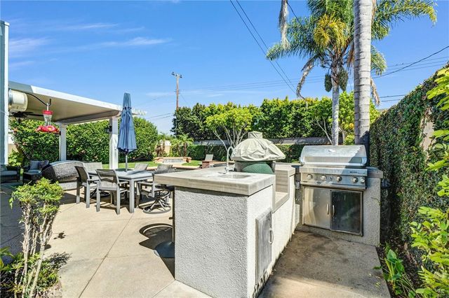 11872 Reagan, Los Alamitos, CA 90720