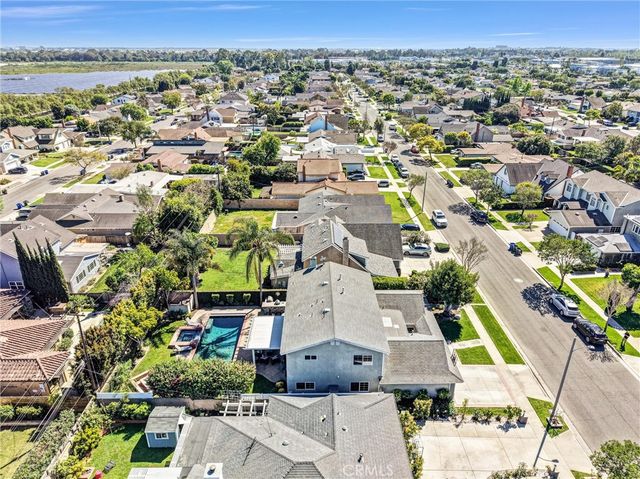 11872 Reagan, Los Alamitos, CA 90720