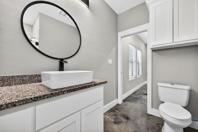 1507 S 7th Avenue, Denison, TX 75021