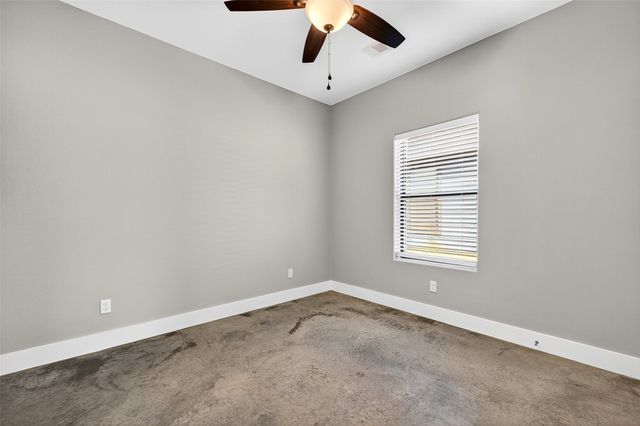 1507 S 7th Avenue, Denison, TX 75021