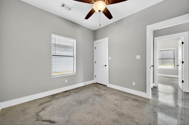 1507 S 7th Avenue, Denison, TX 75021