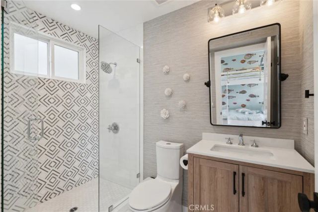 300 Coral Avenue, Newport Beach, CA 92662