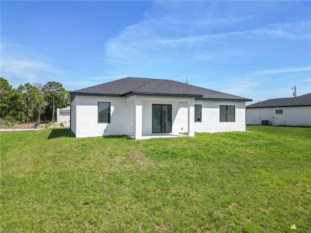 2814 44th ST W, LEHIGH ACRES, FL 33971 — photo 2