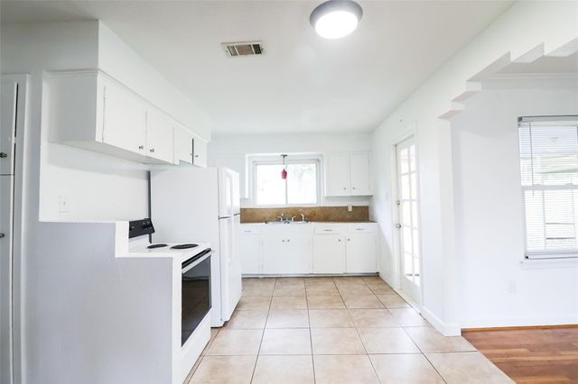 4513 Nina Lee Lane, Houston, TX 77092