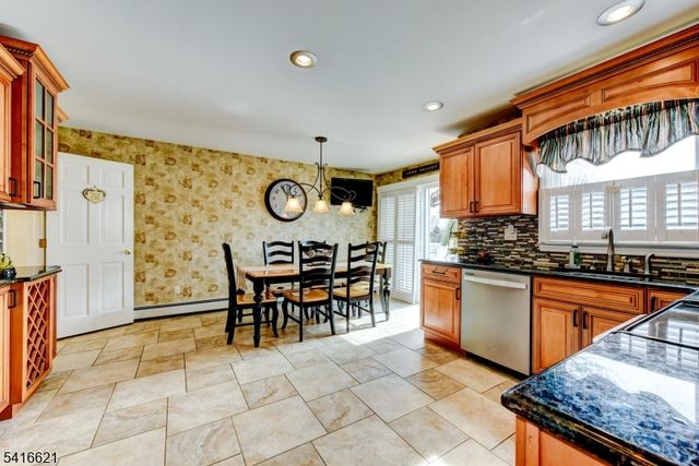 149 Flocktown Rd, Washington Twp., NJ 07853