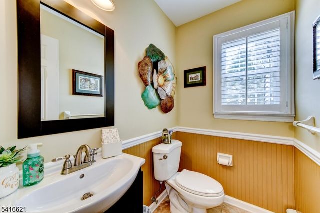 149 Flocktown Rd, Washington Twp., NJ 07853