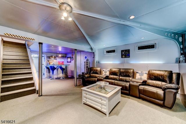 149 Flocktown Rd, Washington Twp., NJ 07853