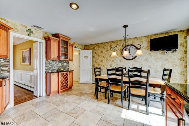 149 Flocktown Rd, Washington Twp., NJ 07853