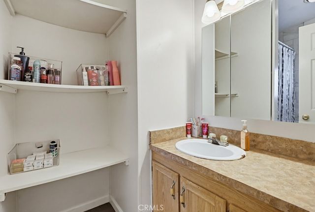 7101 Rosecrans E 84, Paramount, CA 90723