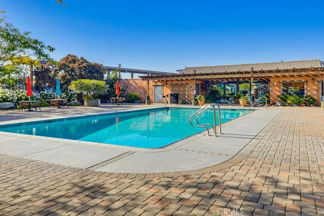 7101 Rosecrans E 84, Paramount, CA 90723