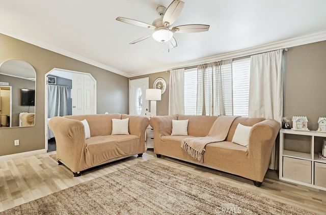 7101 Rosecrans E 84, Paramount, CA 90723