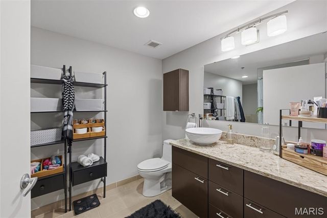 915 Olive Street 1403, St Louis, MO 63101