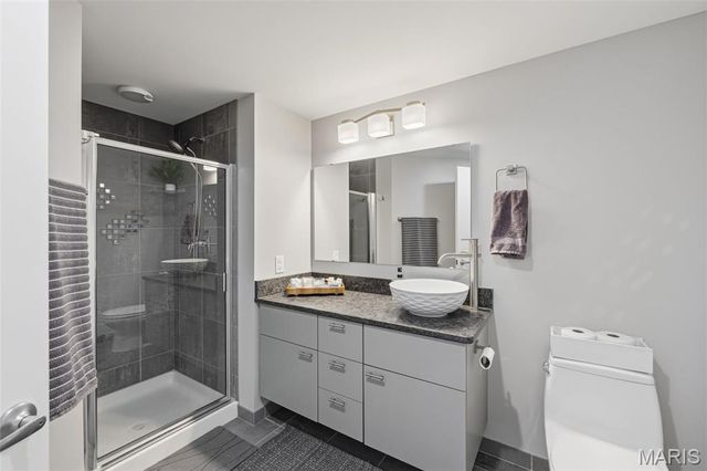 915 Olive Street 1403, St Louis, MO 63101