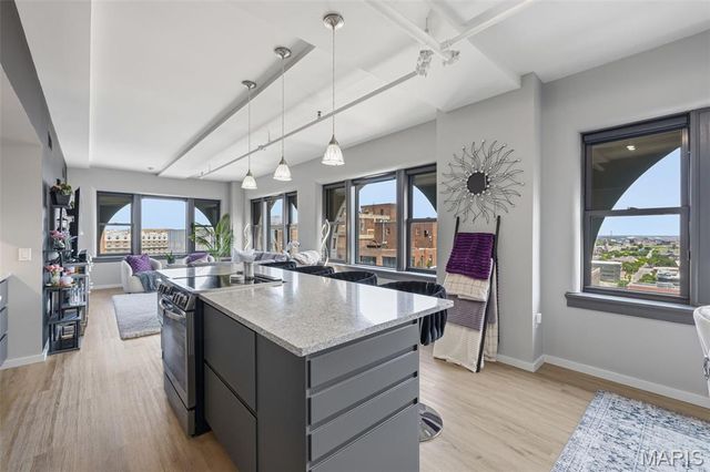 915 Olive Street 1403, St Louis, MO 63101