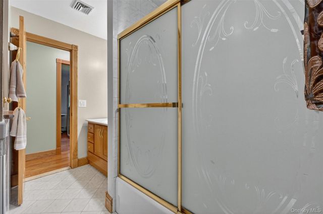 20 Glen Drive, Wappingers Falls, NY 12590