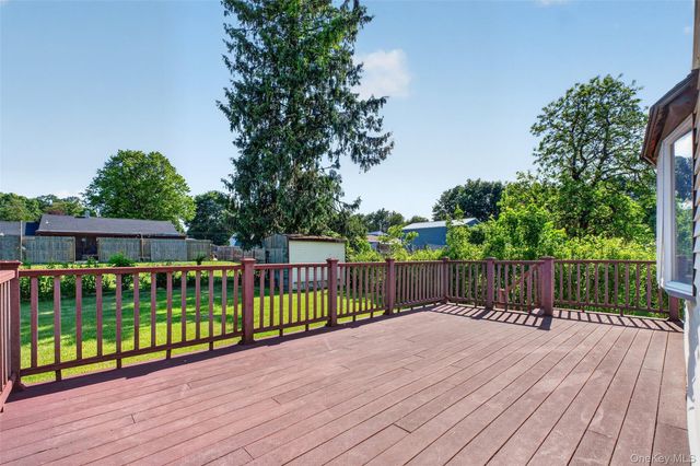 20 Glen Drive, Wappingers Falls, NY 12590