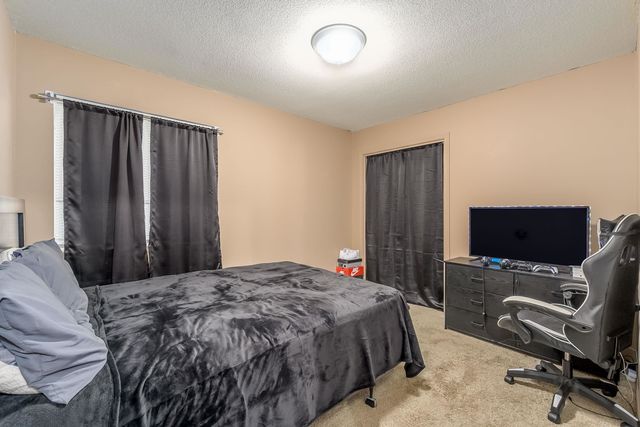 5018 E 27th St N, Wichita, KS 67220