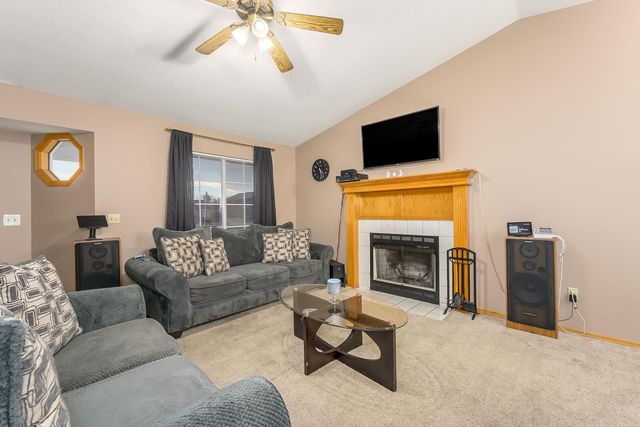 5018 E 27th St N, Wichita, KS 67220