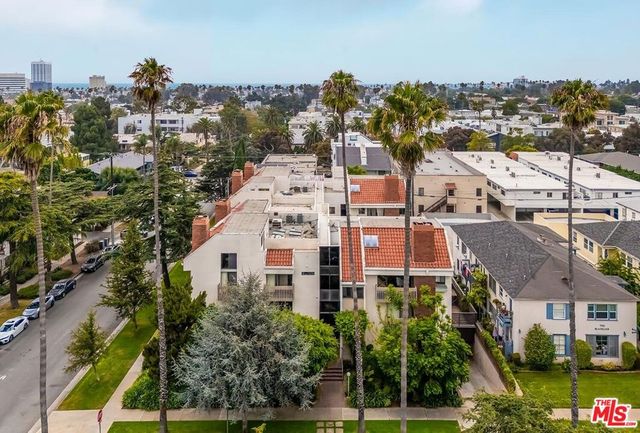 858 12th Street 4, Santa Monica, CA 90403