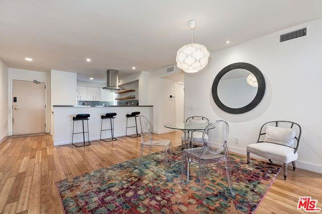 858 12th Street 4, Santa Monica, CA 90403