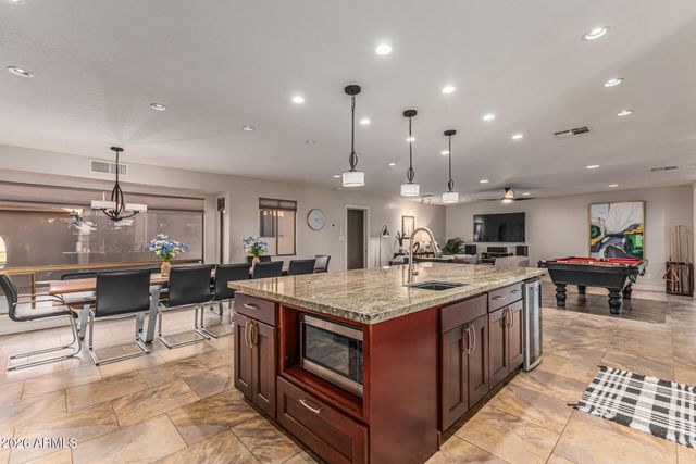 5821 E CACTUS Road, Scottsdale, AZ 85254