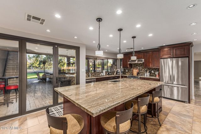 5821 E CACTUS Road, Scottsdale, AZ 85254