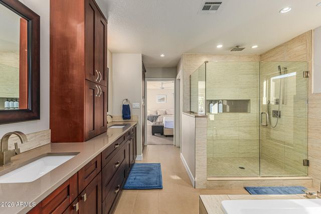 5821 E CACTUS Road, Scottsdale, AZ 85254