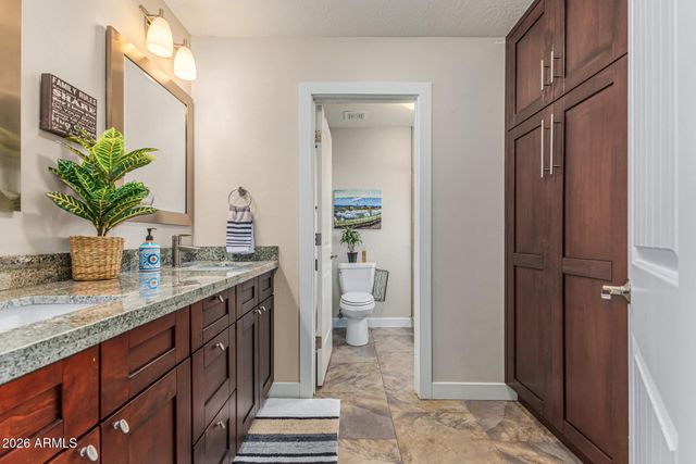 5821 E CACTUS Road, Scottsdale, AZ 85254