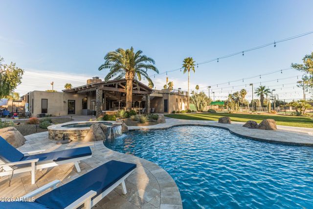 5821 E CACTUS Road, Scottsdale, AZ 85254