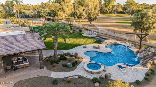 5821 E CACTUS Road, Scottsdale, AZ 85254