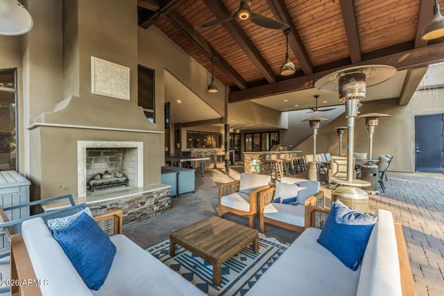 5821 E CACTUS Road, Scottsdale, AZ 85254