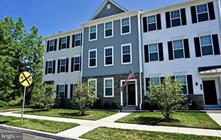 6 STOCKTON LN, Hatboro, PA 19040