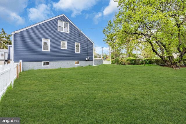 37 WASHINGTON AVE, Berlin, NJ 08009